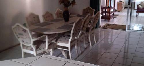 St. Lucia House | 214 m² House ∙ 4 bedrooms ∙ 10 guests