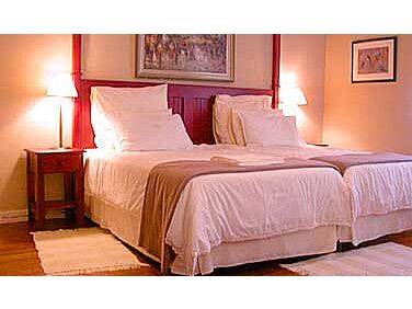 Ladysmith Apartment | 250 m² Apartment ∙ 6 bedrooms ∙ 2 guests