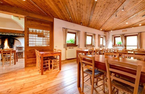Giustino Ski Chalet | 300 m² Chalet ∙ 8 bedrooms ∙ 21 guests
