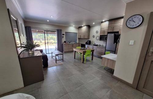 Botha's Hill Apartment | 40 m² Apartment ∙ 1 bedroom ∙ 2 guests