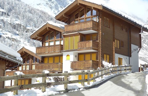 Zermatt Apartment | 45 m² Apartment ∙ 1 bedroom ∙ 4 guests