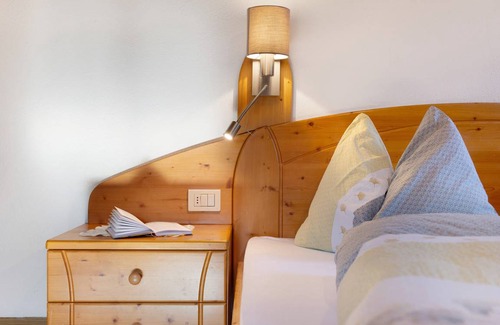 Kastelruth Apartment | 45 m² Apartment ∙ 2 bedrooms ∙ 5 guests