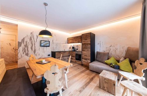 Collepietra Apartment | 50 m² Apartment ∙ 2 bedrooms ∙ 5 guests