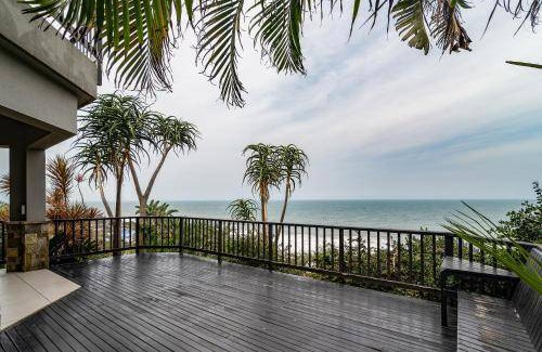 Sheffield Beach House | 500 m² House ∙ 5 bedrooms ∙ 10 guests