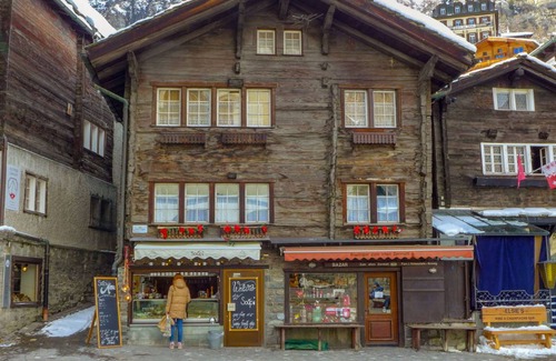 Zermatt Apartment | 52 m² Apartment ∙ 2 bedrooms ∙ 6 guests