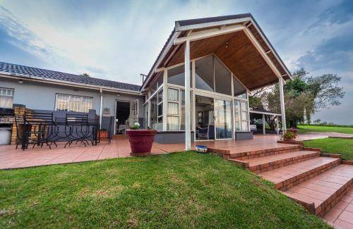 Cathkin Park Hotel | 542 m² Hotel ∙ 4 bedrooms ∙ 8 guests