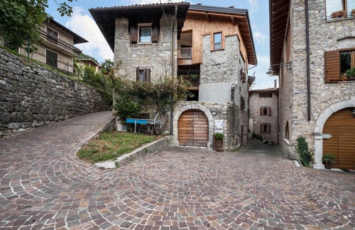 Canale di Tenno Apartment | 55 m² Apartment ∙ 1 bedroom ∙ 4 guests