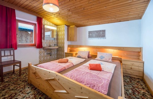 Racines Apartment | 60 m² Apartment ∙ 2 bedrooms ∙ 6 guests