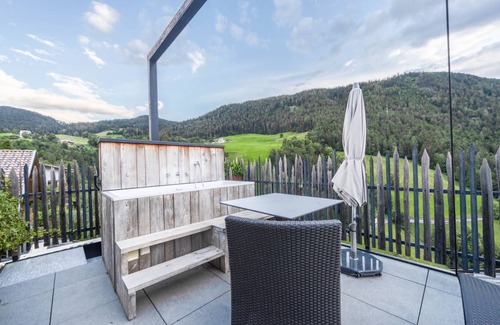 Collepietra Apartment | 65 m² Apartment ∙ 2 bedrooms ∙ 4 guests