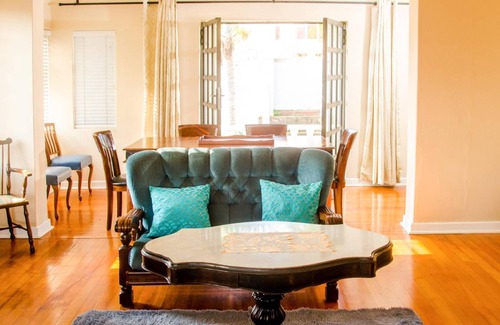 Bluff House | 65 m² House ∙ 9 bedrooms ∙ 18 guests