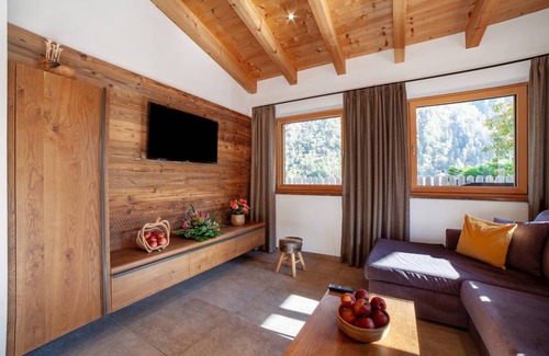 Rifiano Ski Chalet | 70 m² Chalet ∙ 2 bedrooms ∙ 5 guests