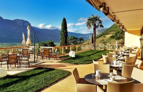 Termeno Sulla Strada del Vino Apartment | 75 m² Serviced apartment ∙ 2 bedrooms ∙ 4 guests