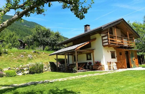 Mezzano House | 75 m² House ∙ 2 bedrooms ∙ 5 guests