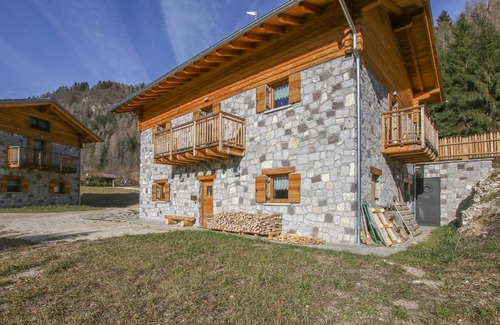 Castello Tesino House | 80 m² Maisonette ∙ 1 bedroom ∙ 4 guests