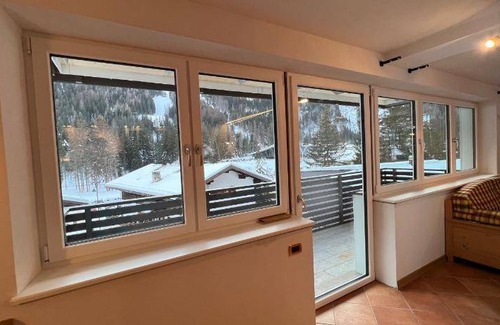 Penia Apartment | 90 m² Apartment ∙ 3 bedrooms ∙ 8 guests