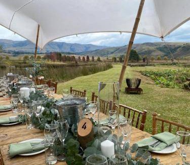 Cathkin Park Cabin | 90 m² Lodge ∙ 2 bedrooms ∙ 4 guests