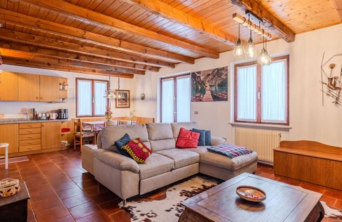 Sfruz Apartment | 95 m² Apartment ∙ 1 bedroom ∙ 5 guests