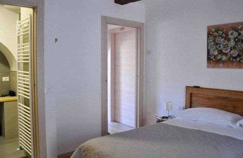 Scurelle Apartment | Alla Pieve, room with a view of Lake Caldonazzo