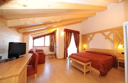 Pinzolo Apartment | Apartment ∙ 3 guests