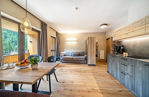 Racines Apartment | Apartment 'Alpenspitz Jaufen' with Mountain View, Shared Garden & Wi-Fi
