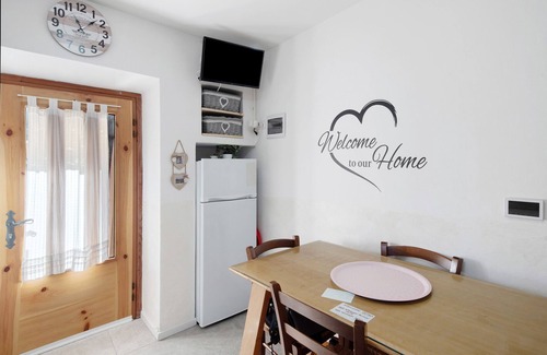 Moena Apartment | Apartment 'Ciasa De Lucky' with Mountain View, Private Terrace and Wi-Fi