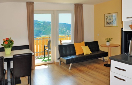 Lana Apartment | Apartment 'Residence Sonnegg 6' with Mountain View, Shared Pool and Wi-Fi