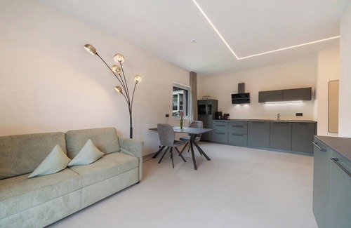 Lana Apartment | Apartment 'Rosalie 4' with Mountain View, Shared Pool and Wi-Fi