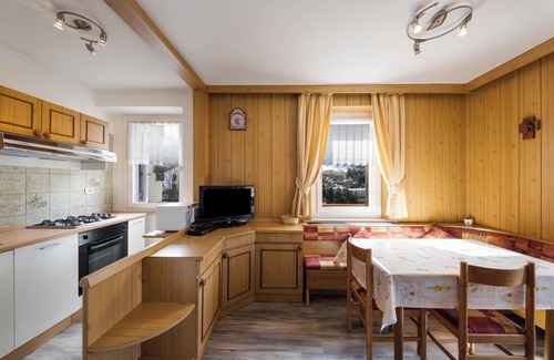 Moena Apartment | Appartamento Primavera 1 with Mountain View, Wi-Fi, Balcony & Garden