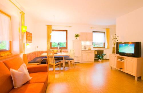 Cermes Apartment | Appartements Peilerhof
