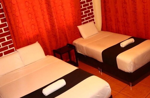 Aguas Calientes Bed & Breakfast | BackpackerKilla