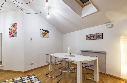 Egna Apartment | Beautiful 3 room apartment, modern & cozy