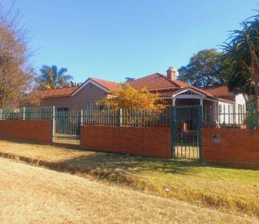 Dundee Bed & Breakfast | Bed and breakfast ∙ 2 guests