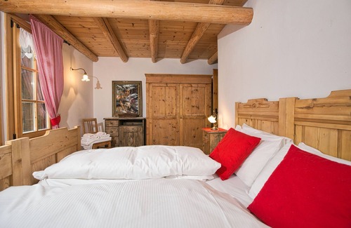 Bellamonte Apartment | Belvilla by OYO Calle