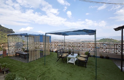 Nagarjun House | Brookside Hospitality Service (Private Rooftop House, Ichangu Branch)