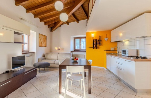 Arco Apartment | Cosy apartment for 4 people with WIFI, A/C and TV