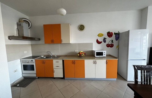 Shkoder Apartment | Entire apartment near lake and castle - couple/family friendly