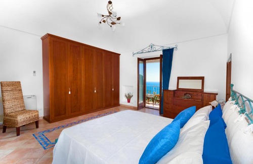 Montepertuso House | Estate4home - Casa Sofia 330 steps
