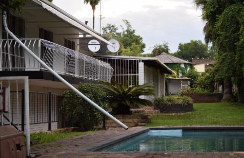 Newcastle Bed & Breakfast | Falcon Lodge