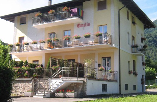 Val Maria-Pur Apartment | Ferienwohnung 50 m vom See entfernt