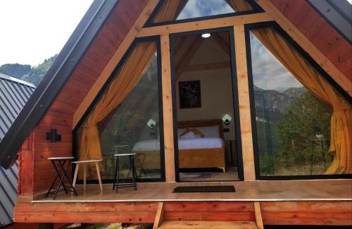 Shale House | Guest House Astrit Villi