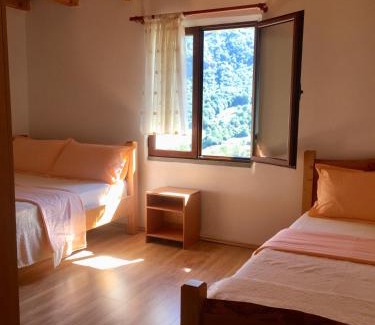 Shale House | Guest house PANORAMA