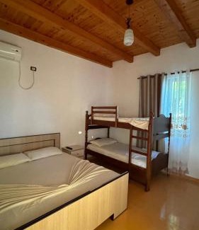 Velipoje House | Guesthouse Bregdeti