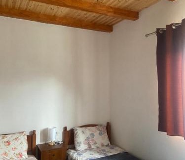 Shale House | Guesthouse Freskia