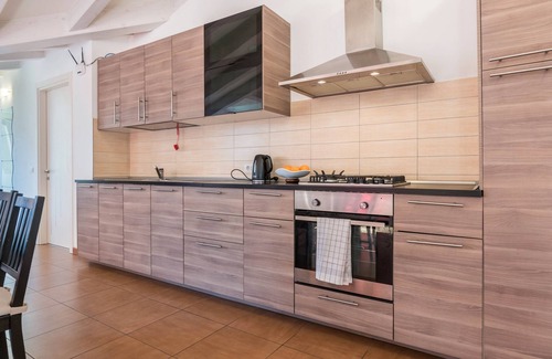 Arco Apartment | Holiday Apartment "Villa Principessa Two Bedroom" in a Historical City Palace