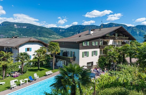 Tramin Hotel | Hotel Pension Rechtenthal