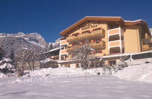 Vigo di Fassa Hotel | Hotel ∙ 4 guests