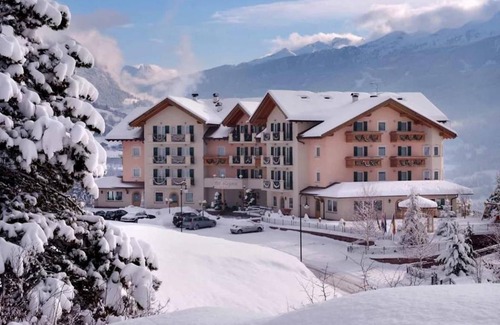 Cavalese Hotel | Hotel ∙ 4 guests