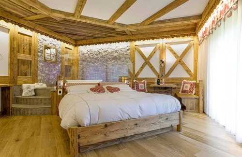Canazei Hotel | Hotel Chalet Pineta