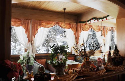 Madonna di Campiglio Hotel | Hotel Garni St. Hubertus