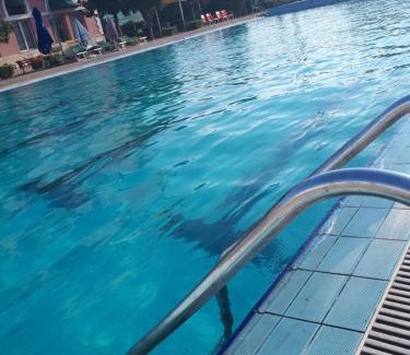 Shkoder County Hotel | Hotel Meteor